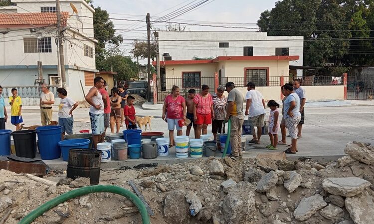 Responde COMAPA Altamira a las necesidades de agua de la población