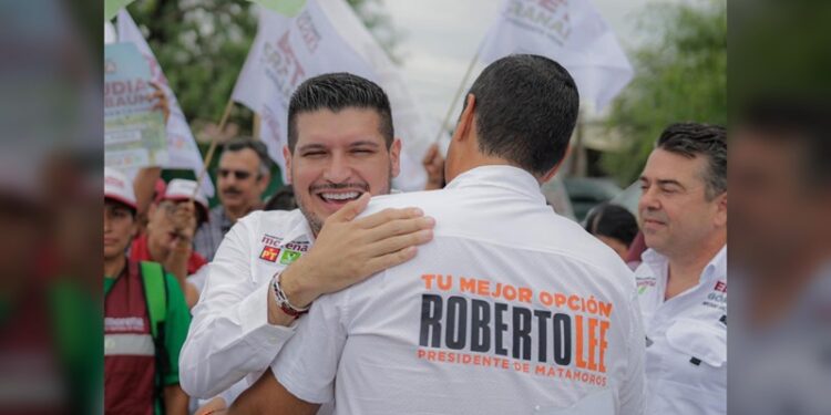 ¡Roberto Lee y Beto se topan en control y en un acto de civismo ciudadano aceptó debatir!