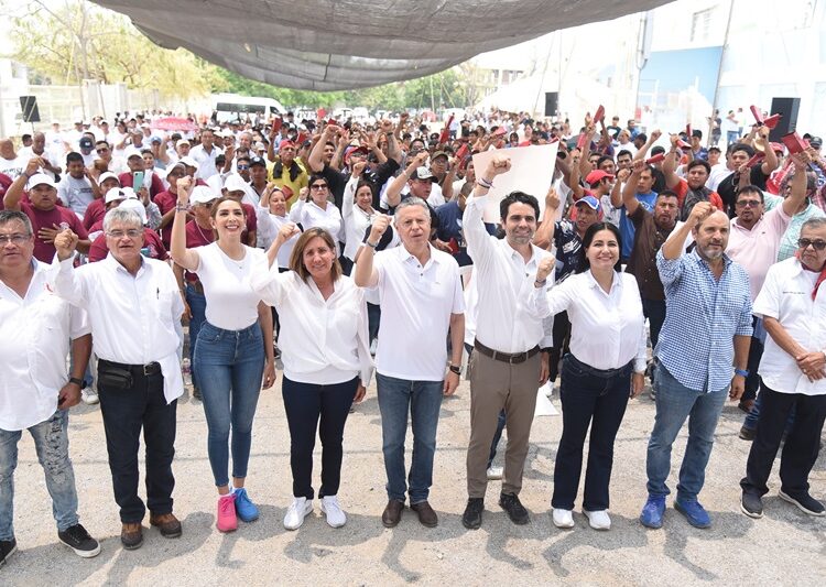 Rosa González y Chucho Nader brindan reconocimiento a las y los trabajadores