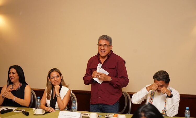 Tendremos un gobierno con paridad de género, AMM en encuentro con la AMMJE