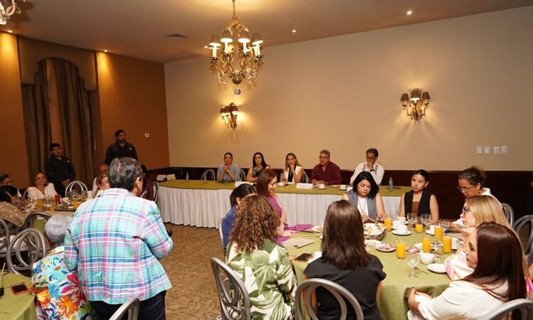 Tendremos un gobierno con paridad de género, AMM en encuentro con la AMMJE