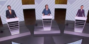Se confrontan candidatos en el último debate rumbo a elecciones