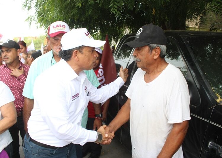 Visita Lalo a obreros y dirigentes de maquiladoras