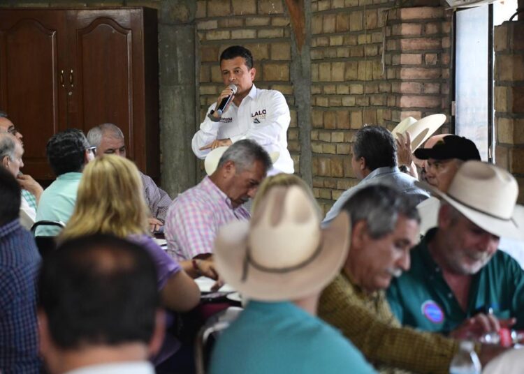 Se suman sectores productivos a la campaña de Lalo Gattás