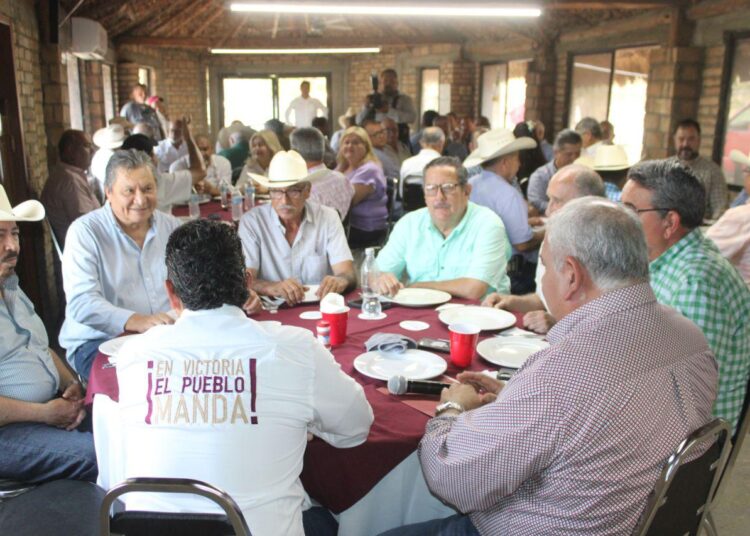 Se suman sectores productivos a la campaña de Lalo Gattás