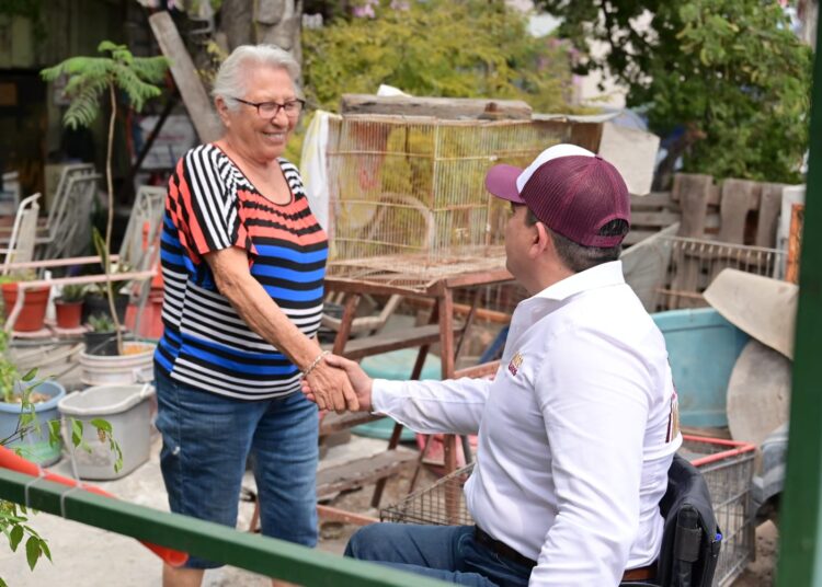 Marco Gallegos festeja a las mamás de Reynosa