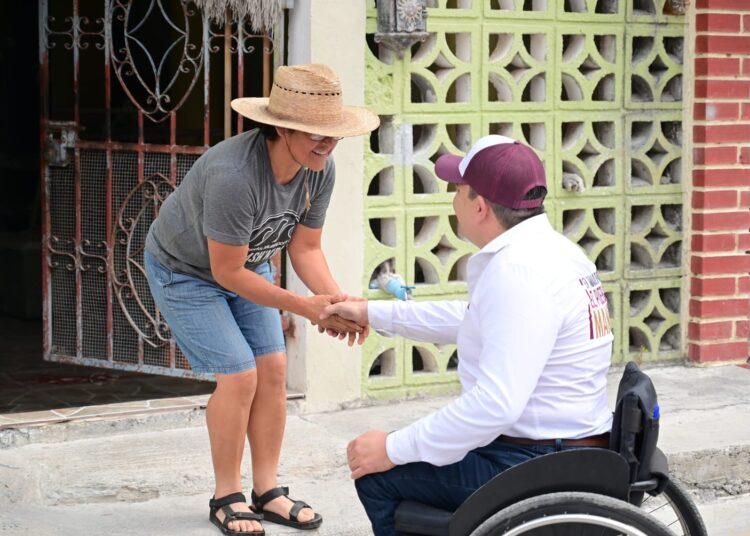 Marco Gallegos festeja a las mamás de Reynosa