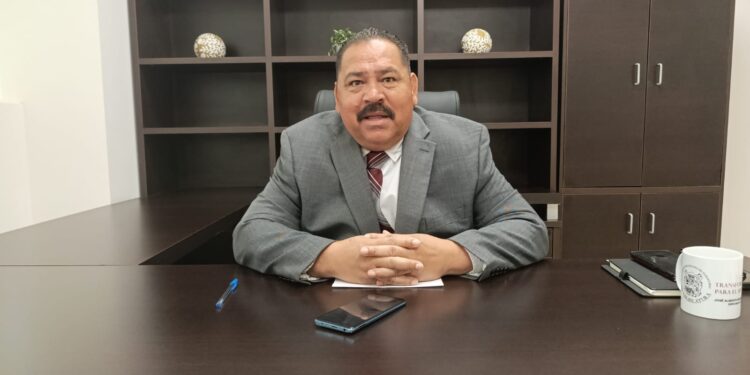 Diputado busca mejorar situación de periodistas informales en Tamaulipas