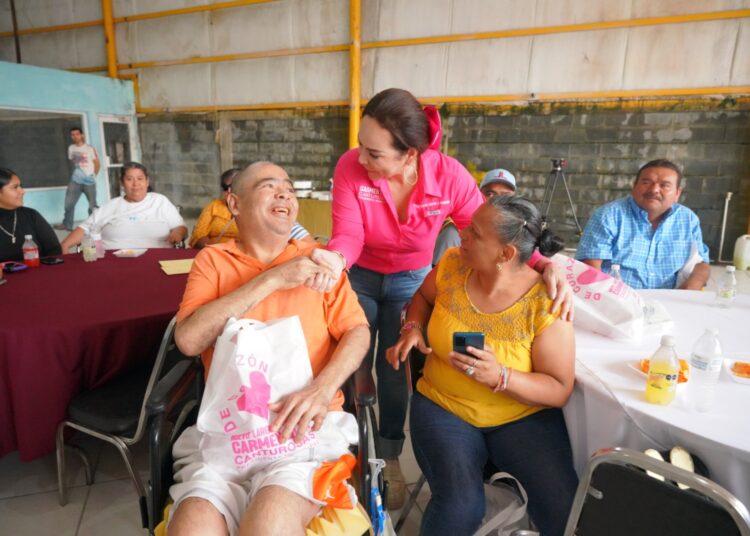 Fortalecerá Carmen Lilia empleos para neolaredenses con discapacidad