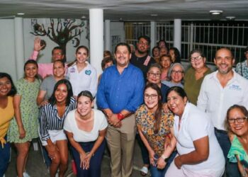 Pepe Schekaibán recibe respaldo total del magisterio en Tampico