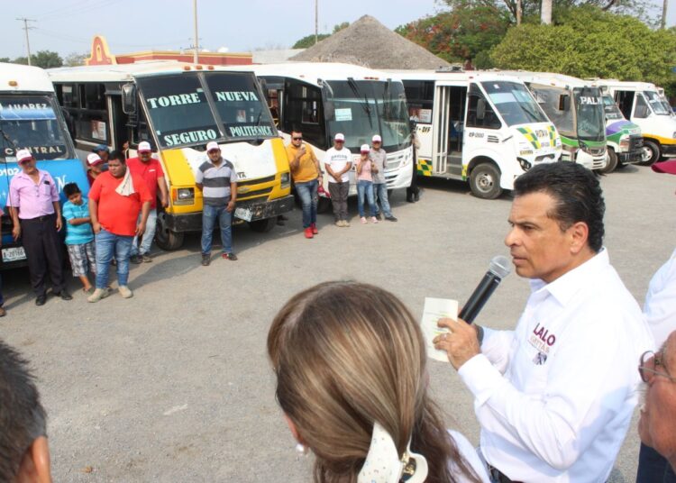 Transportistas toman la ruta del triunfo: todos con Lalo Gattás