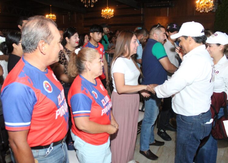 Transportistas toman la ruta del triunfo: todos con Lalo Gattás