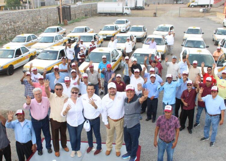 Transportistas toman la ruta del triunfo: todos con Lalo Gattás