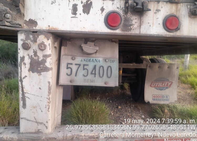 Por presunto problema de salud del operador, tráiler se accidenta en La Gloria-San Fernando