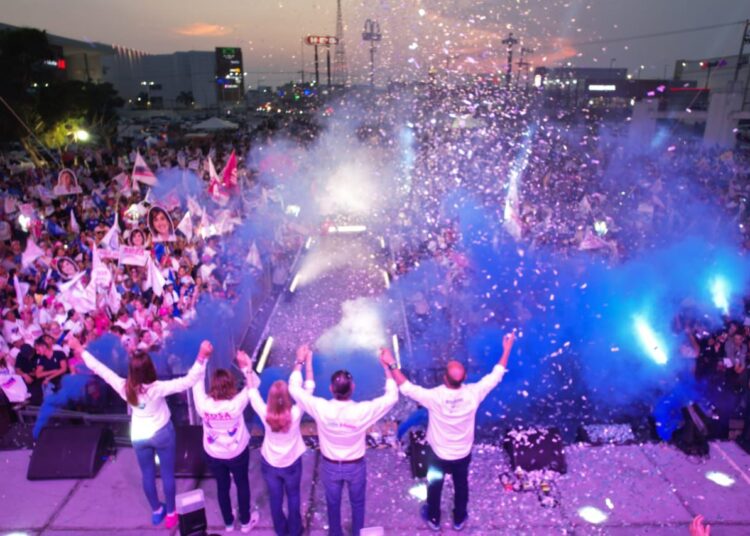 Espectacular Cierre de Campaña de Rosa González, Chucho Nader, Marcela Unda y Pepe Schekaibán