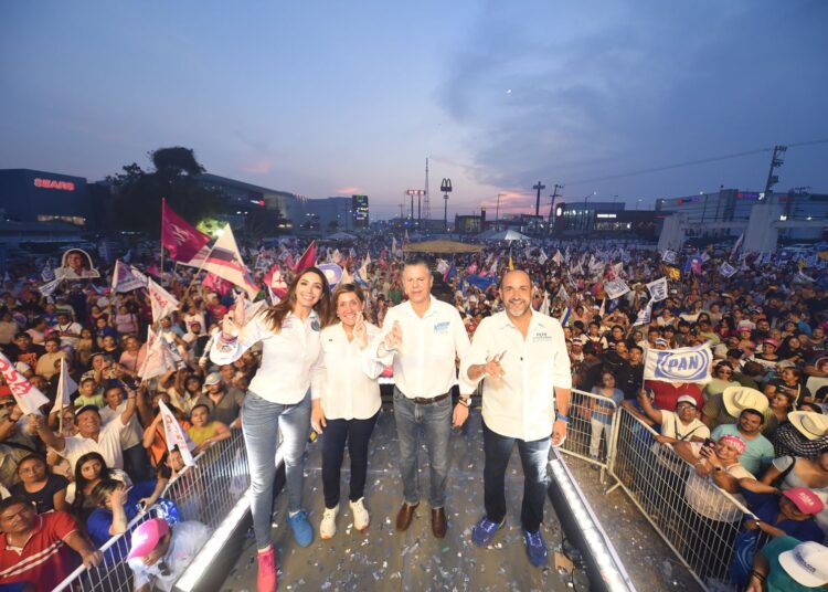 Espectacular Cierre de Campaña de Rosa González, Chucho Nader, Marcela Unda y Pepe Schekaibán