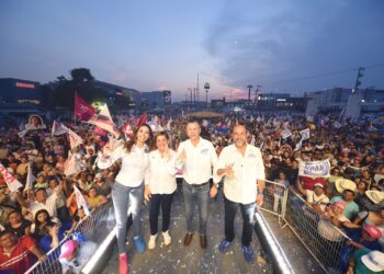 Espectacular Cierre de Campaña de Rosa González, Chucho Nader, Marcela Unda y Pepe Schekaibán