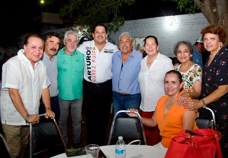 “Ya basta que los cargos sirvan para enriquecerse y olvidar a la gente”: Arturo