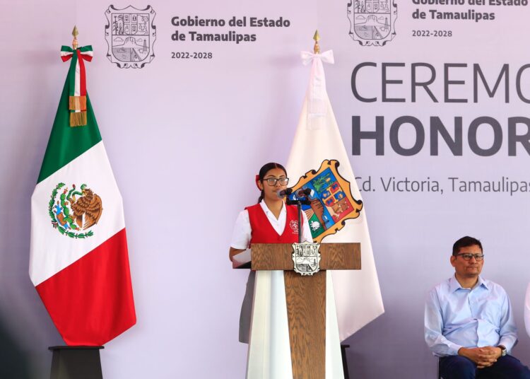 Destaca Américo rol de las educadoras en formación de nuevas generaciones