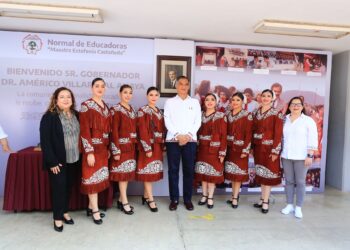 Destaca Américo rol de las educadoras en formación de nuevas generaciones