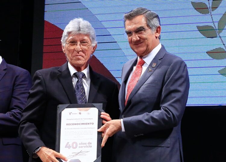 Anuncia gobernador construcción de torre de servicios en Hospital Infantil de Tamaulipas