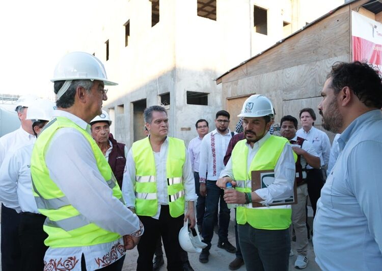 Refrenda Américo: “En Tamaulipas, tenemos la bata bien puesta”