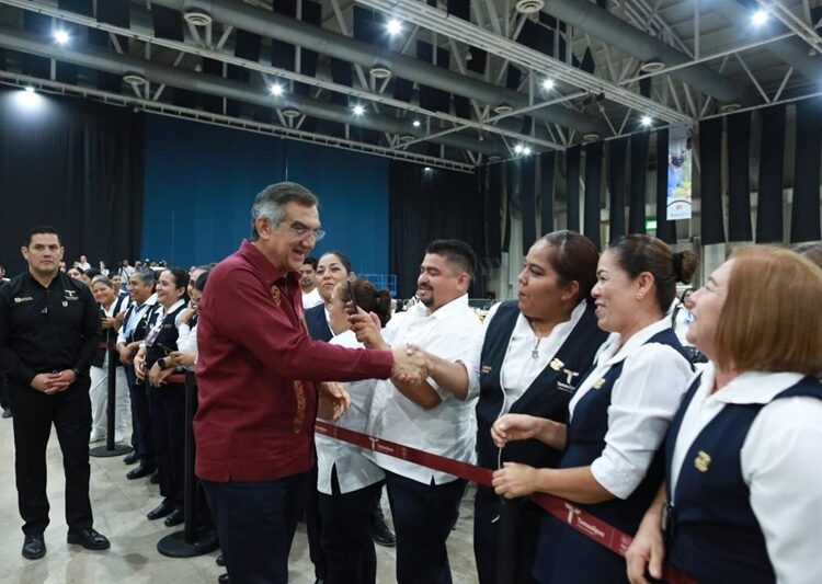 Reconoce Américo labor del personal de enfermería: es la profesión más humanista