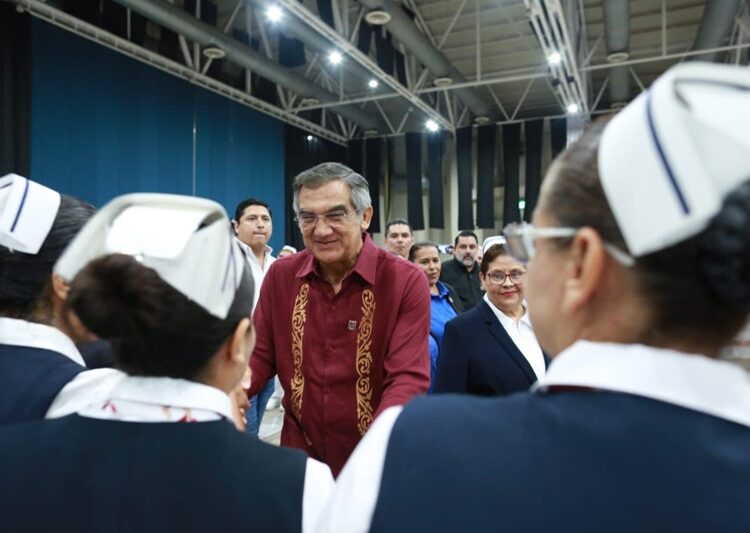 Reconoce Américo labor del personal de enfermería: es la profesión más humanista