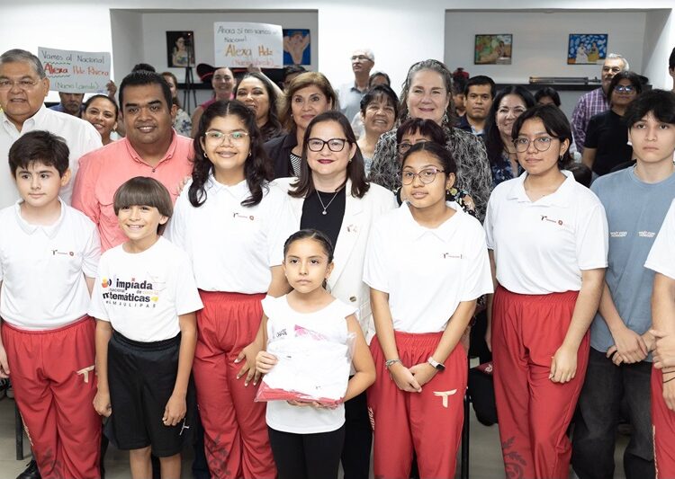 Abanderamiento de la Delegación Estatal que participará en la Olimpiada Nacional de Matemáticas