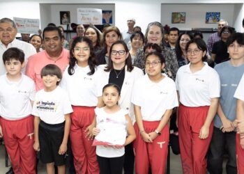 Abanderamiento de la Delegación Estatal que participará en la Olimpiada Nacional de Matemáticas