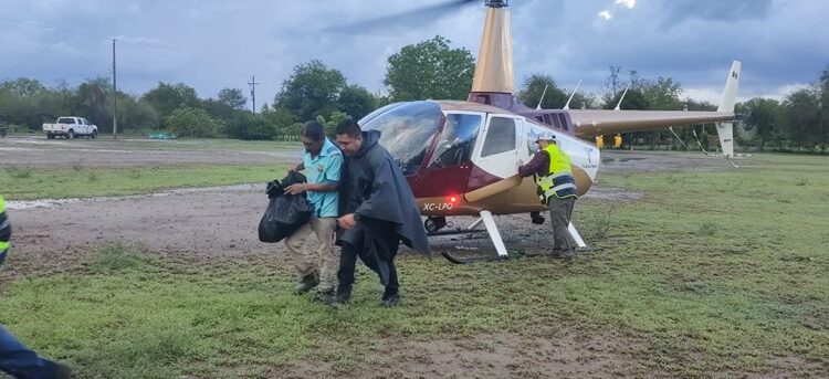 Activa Plan Tamaulipas de la SSPT helicópteros para evacuar a población afectada por creciente del Río Purificación