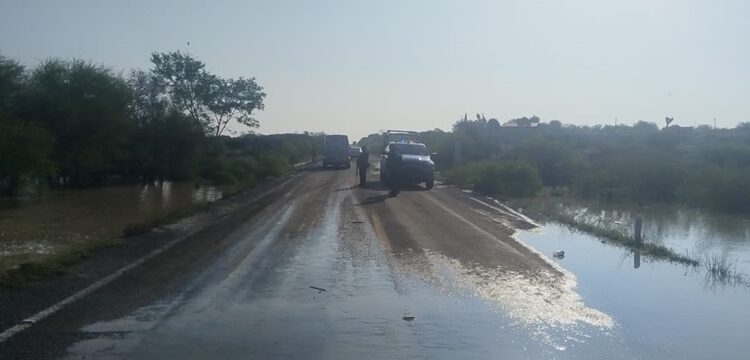 Alerta: circulación cerrada en Carretera Federal 75 por encharcamiento