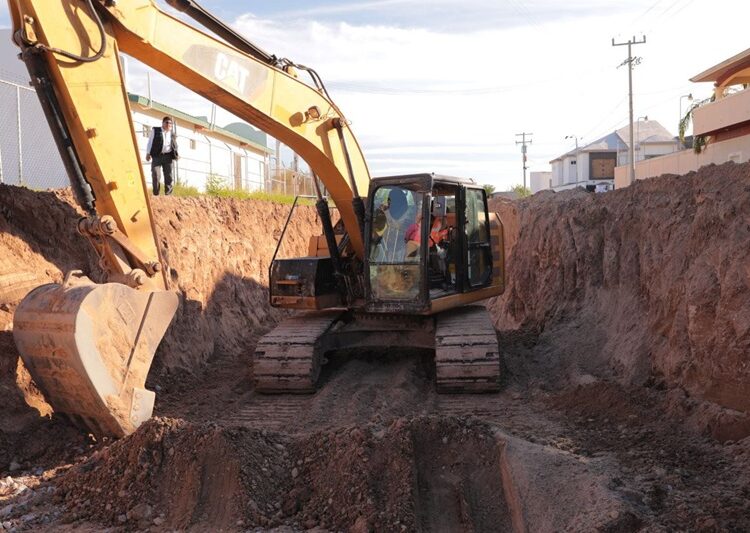 Avanza construcción de Colector Pluvial y Sanitario 15 de Septiembre en NLD
