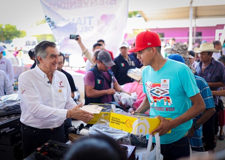 Beneficia el Tianguis del Bienestar a casi 4 mil familias con más de 30 mil bienes en Güémez
