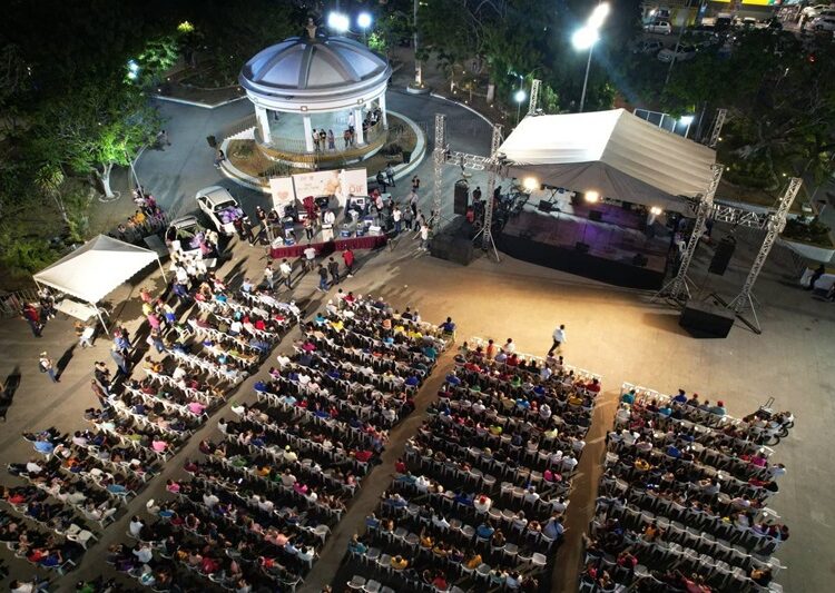 Celebra con éxito Sistema DIF Altamira festival por el Día del Padre