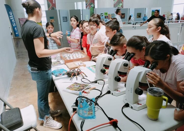 Colabora la UAT en difundir la ciencia a escolares de educación básica
