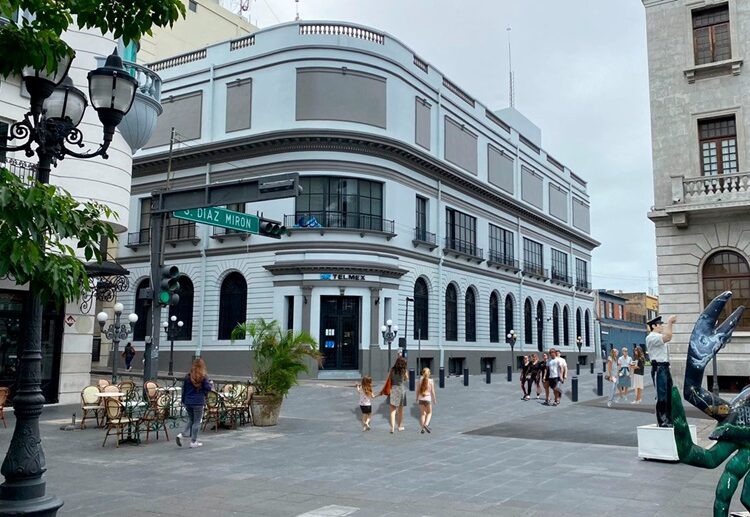 Constata Chucho Nader avance en obra de conversión vial en la Zona Centro