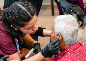 DIF NLD abre inscripciones para campaña de aparatos auditivos