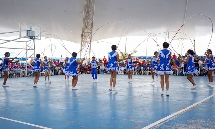 Destacan neolaredenses en etapa regional del Concurso de Rondas y Salto de Cuerda DIF 2024