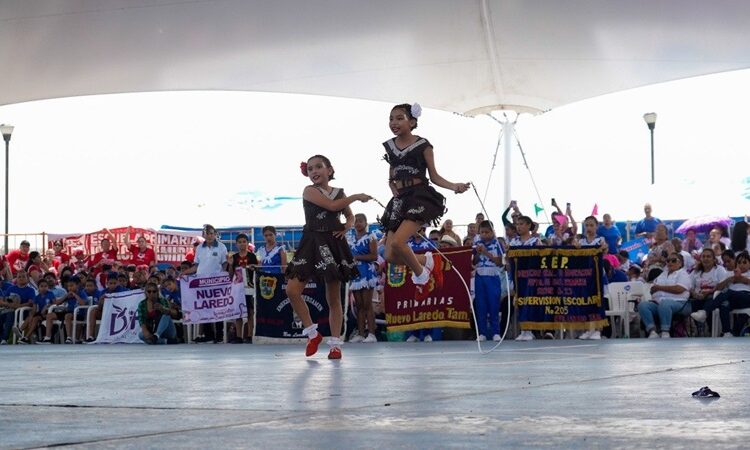 Destacan neolaredenses en etapa regional del Concurso de Rondas y Salto de Cuerda DIF 2024