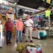 Dialoga presidente en funciones con locatarios del Mercado Argüelles