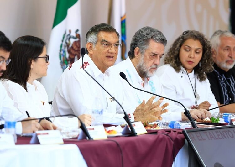 “Educación debe rehumanizar a la sociedad y apoyar a las y los jóvenes”: Américo