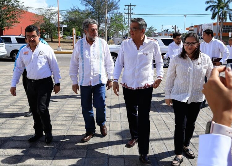 “Educación debe rehumanizar a la sociedad y apoyar a las y los jóvenes”: Américo