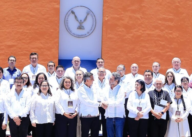 “Educación debe rehumanizar a la sociedad y apoyar a las y los jóvenes”: Américo