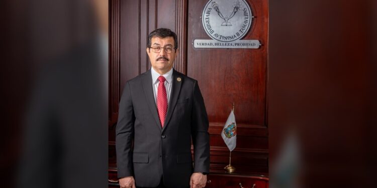 Rector Dámaso Anaya presentará Plan de Desarrollo Institucional de la UAT