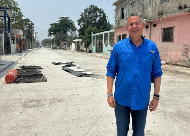 En Tampico avanza programa de pavimentación en la Zona Norte