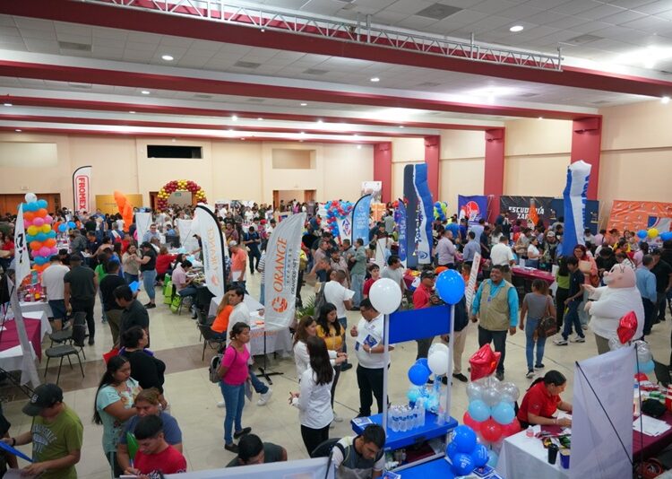 Facilita Gobierno de NLD búsqueda y obtención de empleo; Vinculan a más de 5 mil ciudadanos