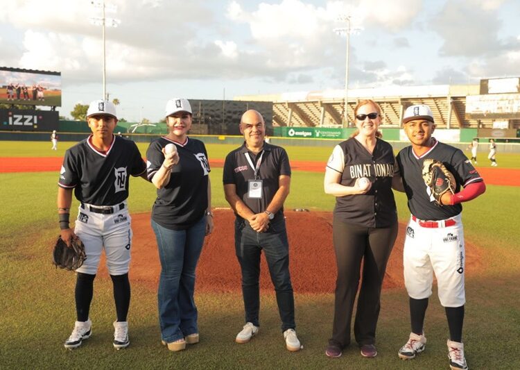 Festejan neoladerenses 176 aniversario con juego conmemorativo de los Tecolotes