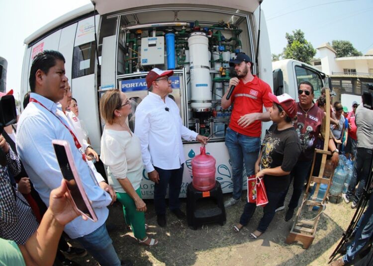 Gobierno de AMM garantiza agua purificada a la población de Altamira