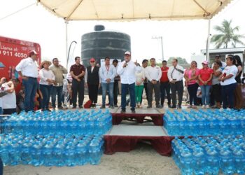 Gobierno de AMM garantiza agua purificada a la población de Altamira